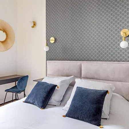 Appartamento Newly Renovated Near La Madeleine Parigi